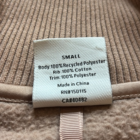 Varley Roselle half zip fleece , size small - Picture 5 of 7